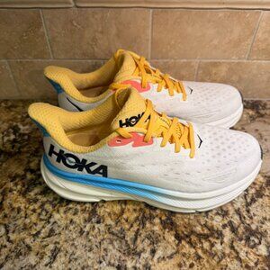 Hoka Clifton 9 Running Shoes
